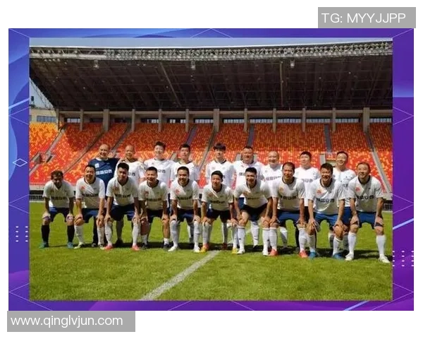 足球明星现场真实瞬间捕捉展现他们的风采与激情 足球明星现场真实瞬间捕捉展现他们的风采与激情