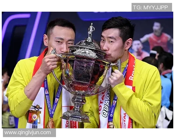 重庆羽毛球队在世界锦标赛中的战术分析与表现评估 重庆羽毛球队在世界锦标赛中的战术分析与表现评估